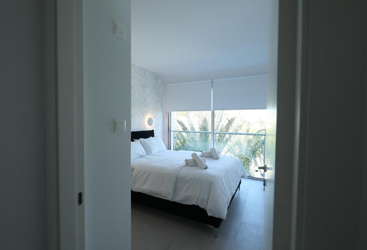 Lovely Cozy One Bedroom Suite With Pool Протарас Екстериор снимка